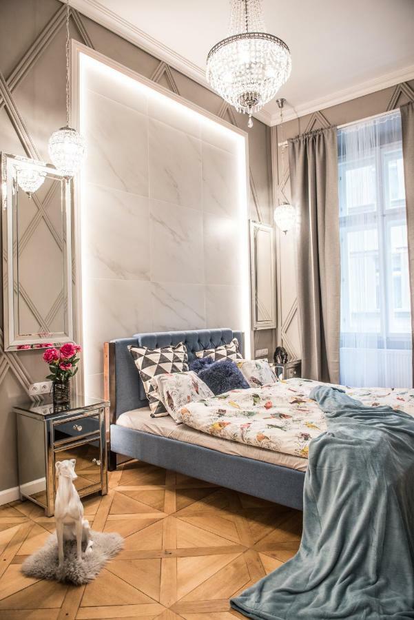 Dali Wenceslas Square Apartment Prague Extérieur photo