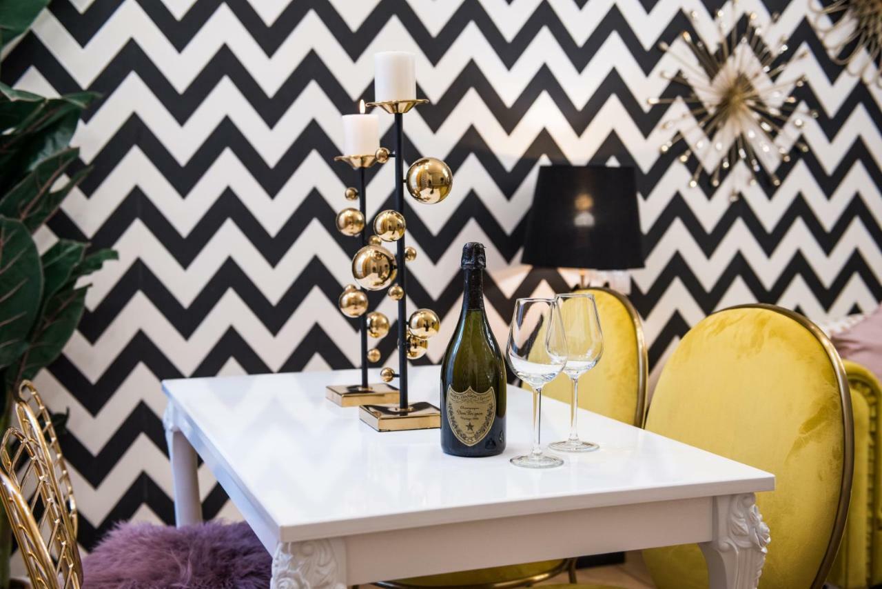Dali Wenceslas Square Apartment Prague Extérieur photo