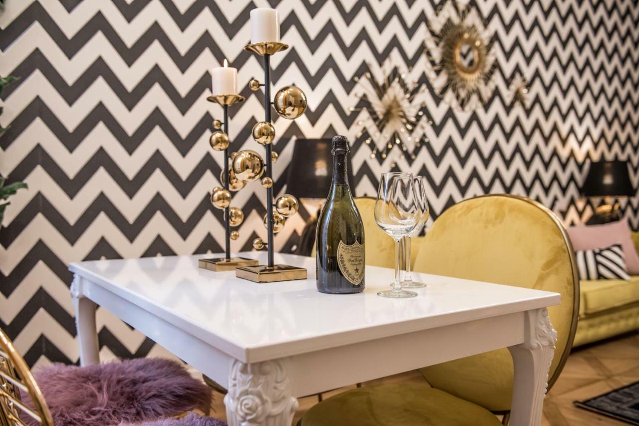 Dali Wenceslas Square Apartment Prague Extérieur photo